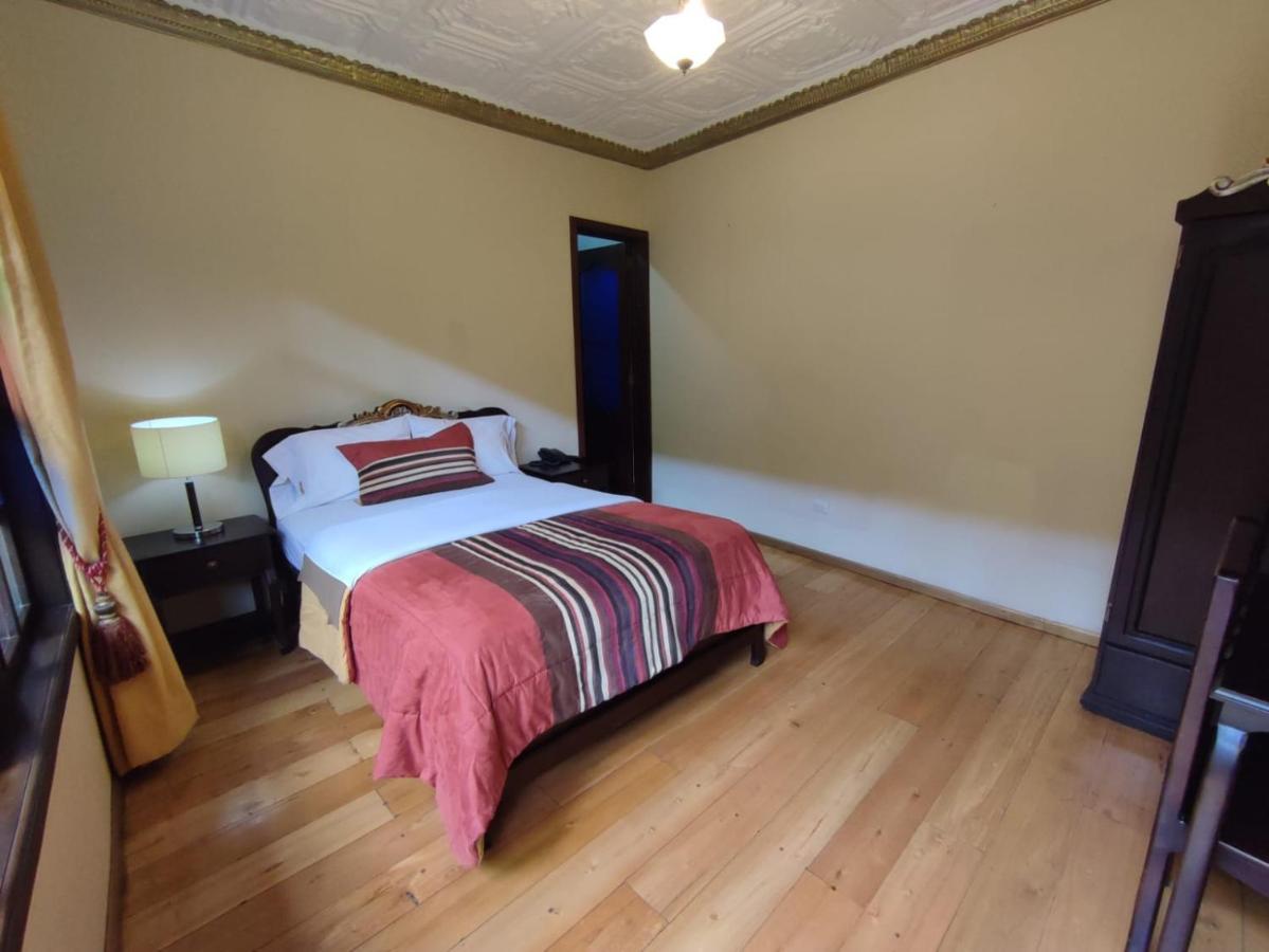 Hotel Vieja Mansion Cuenca Luaran gambar